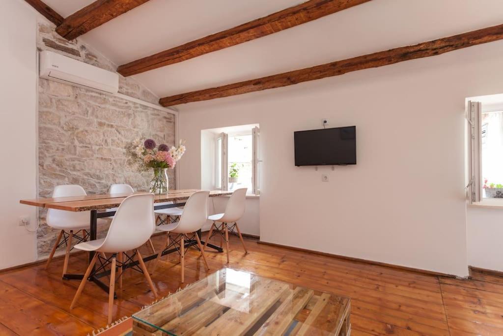 Vintage Apartment Rovinj Old Town Εξωτερικό φωτογραφία