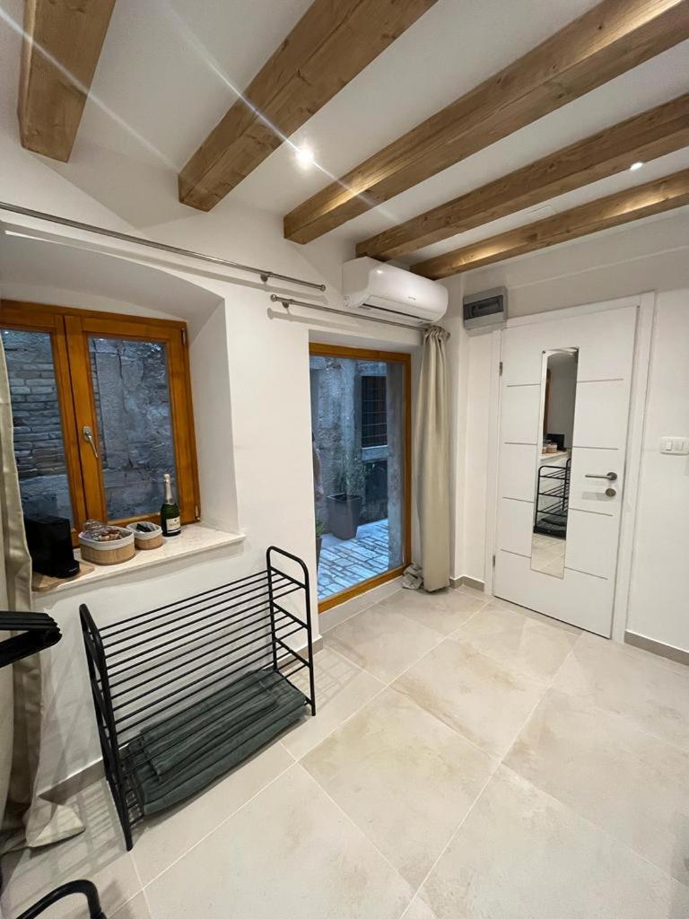 Vintage Apartment Rovinj Old Town Εξωτερικό φωτογραφία